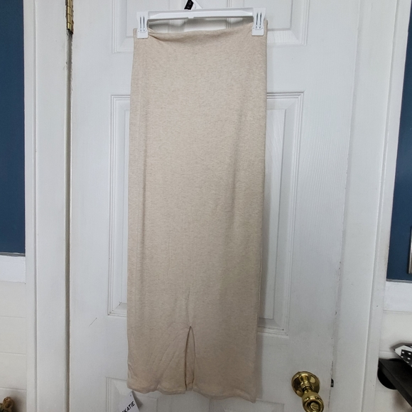 Skatie daisy skirt nwt sz medium - Picture 3 of 4